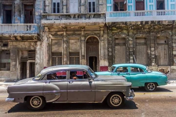 Chiêm ngưỡng ô-tô cổ tại La Havana