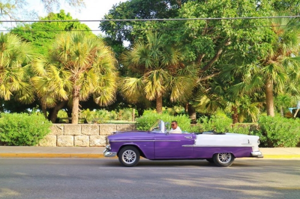 Chiêm ngưỡng ô-tô cổ tại La Havana