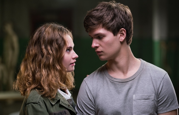 Baby Driver (Quái Xế Baby): Nhạc càng chất, vòng đua càng ngầu