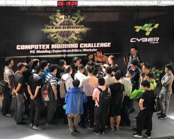 COMPUTEX 2017: Ngắm những bộ PC cực độc của cuộc thi CyperMods 24hrs