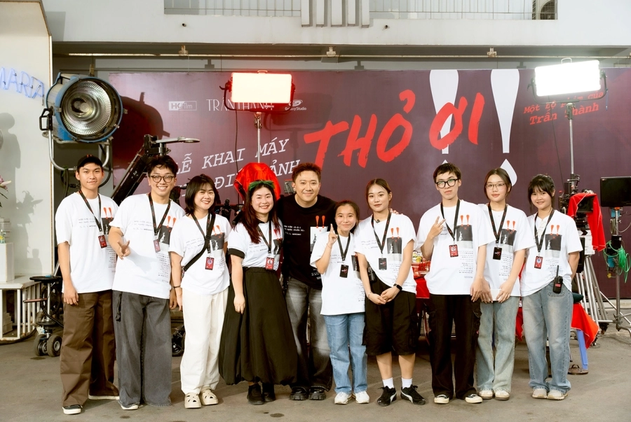 Trấn Thành khai máy phim Tết 2026 'Thỏ ơi!!'