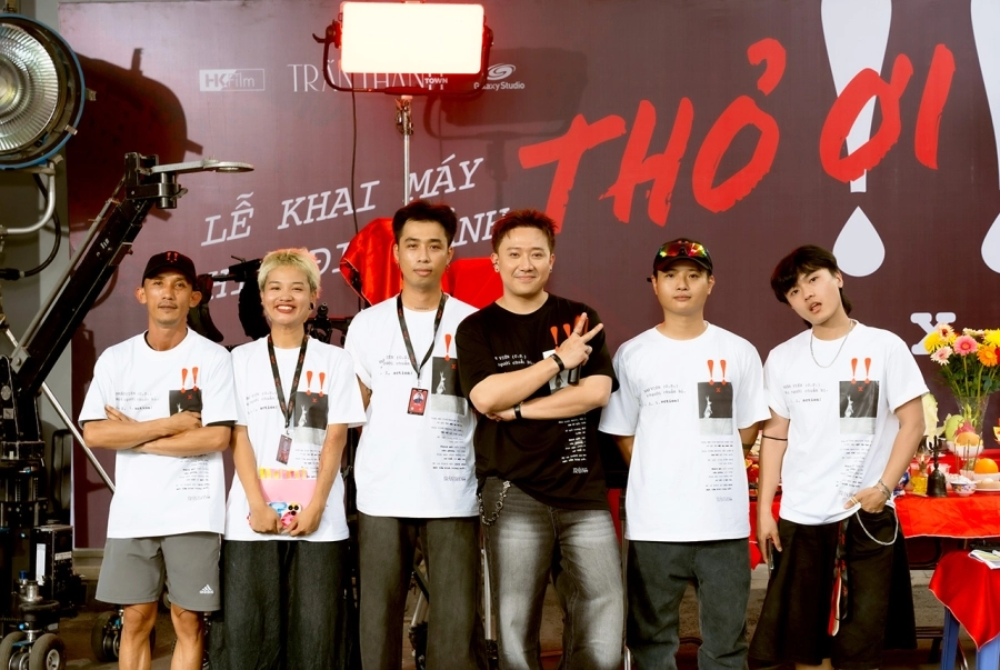 Trấn Thành khai máy phim Tết 2026 'Thỏ ơi!!'