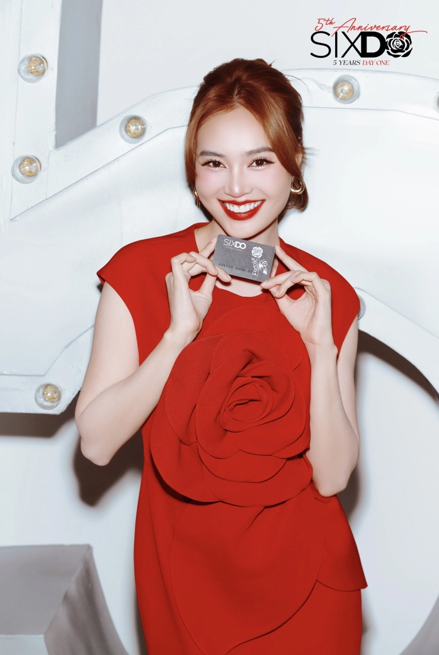 Cùng Lan Ngọc và Xuân Tiền khám phá bộ sưu tập đặc biệt kỷ niệm 5 năm SIXDO