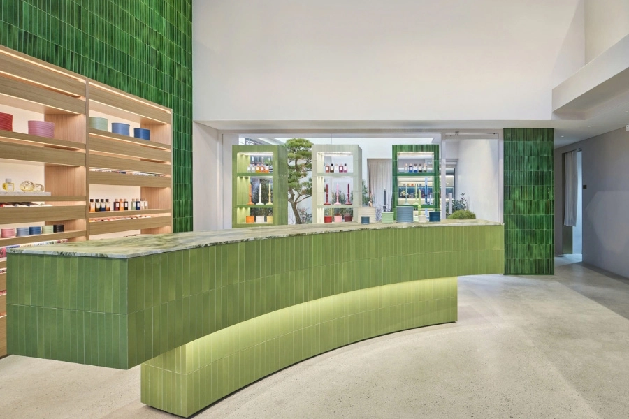 LOEWE Perfumes khai trương cửa hàng flagship lớn nhất thế giới tại Seongsu – Seoul (Hàn Quốc)