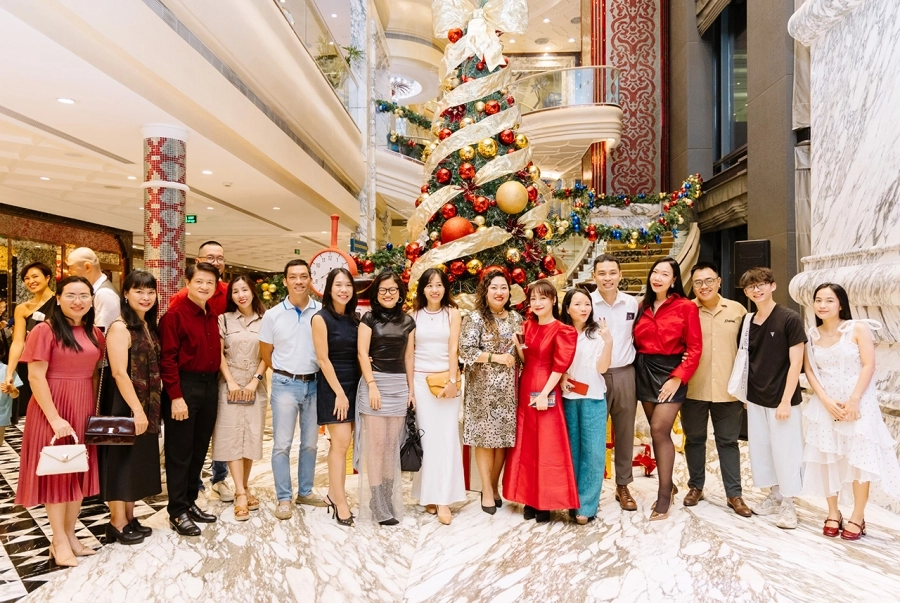 The Reverie Saigon ra mắt chuỗi sự kiện lễ hội 2025 'Chuyến Tàu Lễ Hội Diệu Kỳ'