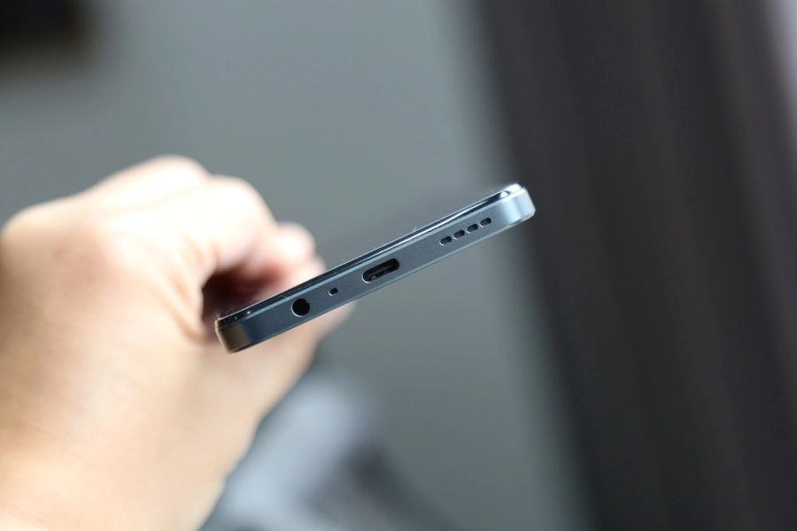 Realme C71 giá phải chăng nhưng sở hữu nhiều tính năng AI và sạc nhanh