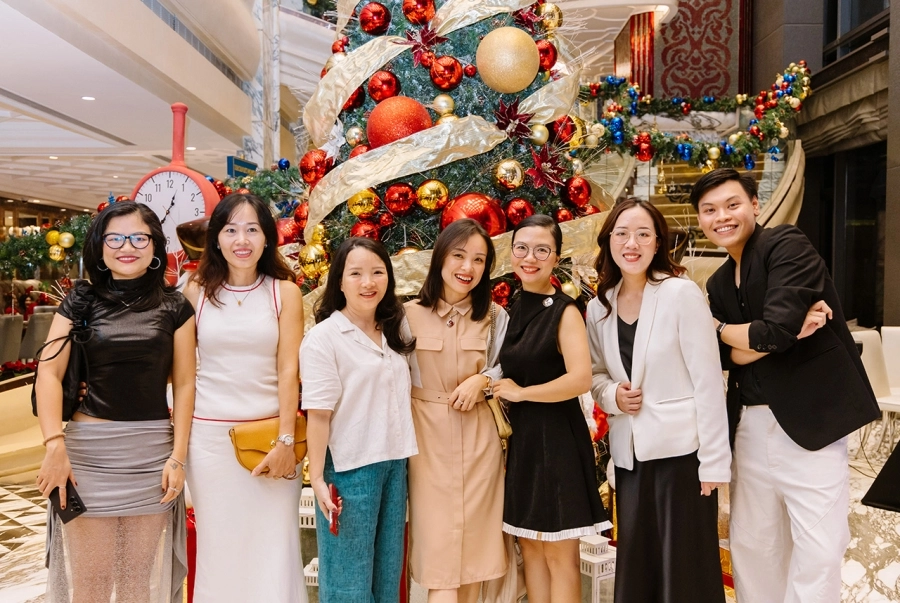 The Reverie Saigon ra mắt chuỗi sự kiện lễ hội 2025 'Chuyến Tàu Lễ Hội Diệu Kỳ'