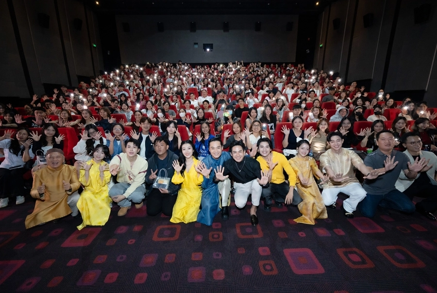 Hoàng Tử Quỷ giành Top 1 phim Việt cuối tuần, khuấy đảo các cụm rạp tại TP.HCM bằng chuỗi cinetour cháy vé