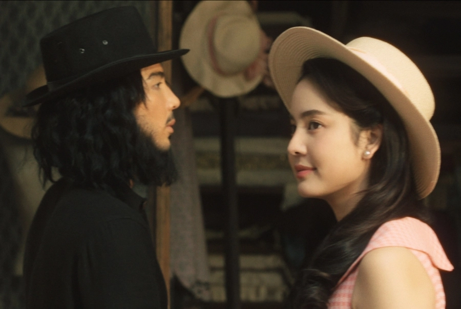 Bé Ghệ Ma Cưng: Phiên bản “ngược dòng thời gian để yêu em” tréo ngoe nhất màn ảnh Thái Lan 