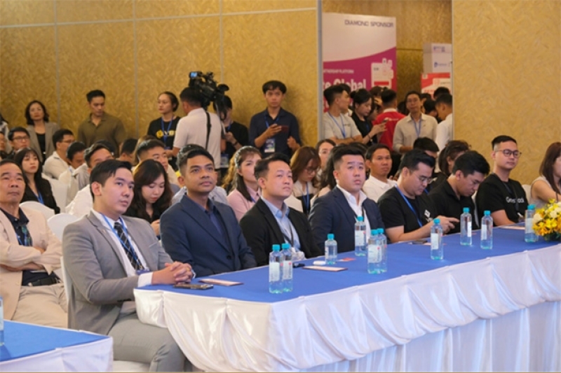 GrowthVerse Summit 2024 thành công rực rỡ, mở ra hướng đi mới cho doanh nghiệp Việt Nam