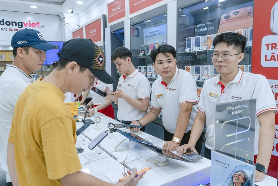 iPhone 17 Pro Max tại Di Động Việt chỉ 35,7 triệu đồng trong 'Tuần lễ cảm ơn'