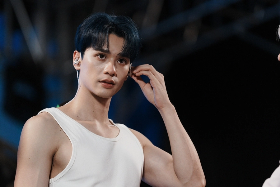 'Em xinh' Lamoon bắt tay GDH hát nhạc phim Người Đẹp Và Quái Lạ với phiên bản tiếng Việt