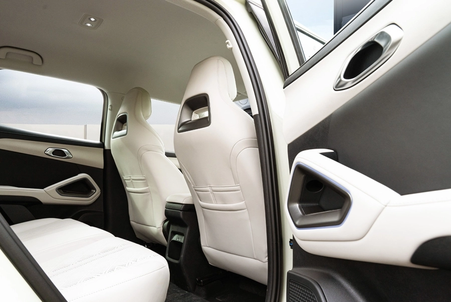 BYD ATTO 2 ra mắt ấn tượng tại sự kiện BYD Techshow