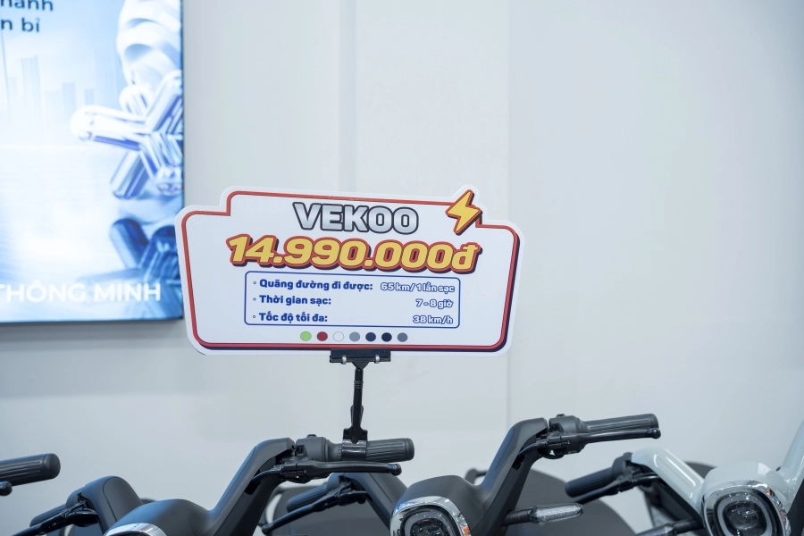 Mở showroom Yadea Plus, Yadea mang trải nghiệm chính hãng đến người dân Tp.