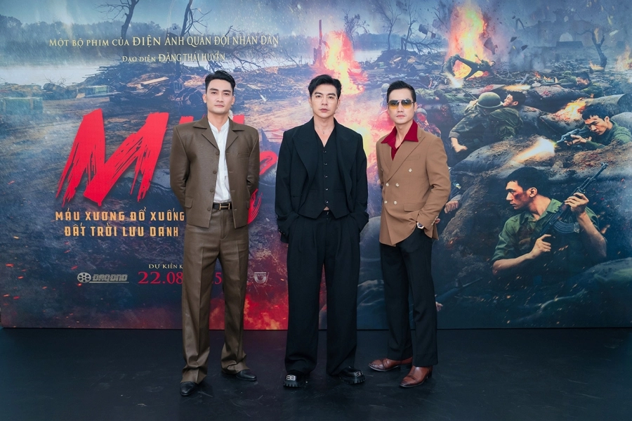 Showcase phim điện ảnh Mưa Đỏ: Nhìn lại hành trình đưa trận chiến 81 ngày đêm tại Thành cổ Quảng trị lên màn ảnh rộng