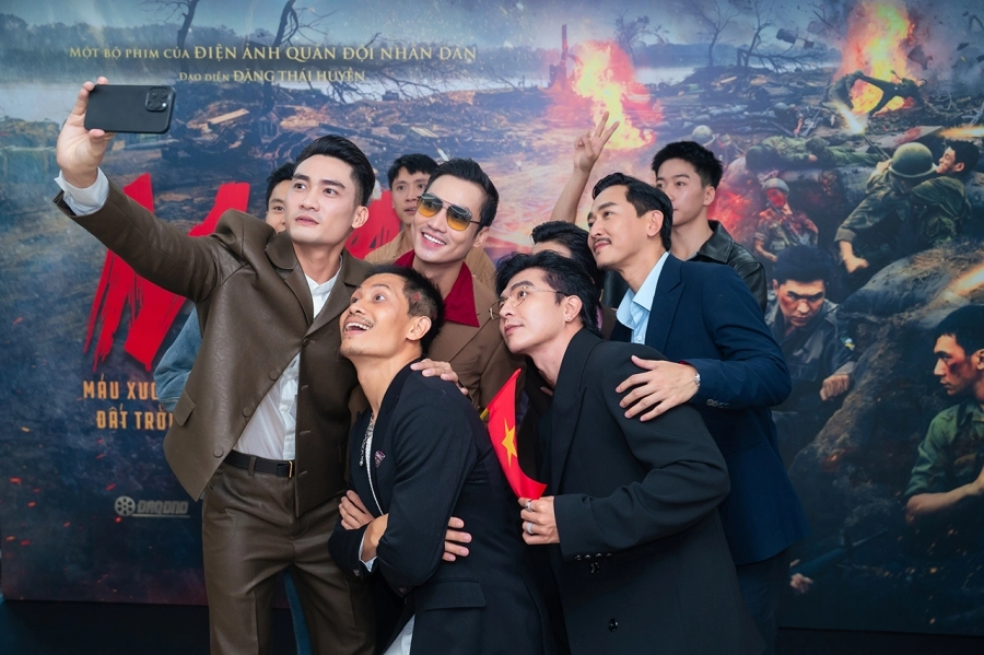 Showcase phim điện ảnh Mưa Đỏ: Nhìn lại hành trình đưa trận chiến 81 ngày đêm tại Thành cổ Quảng trị lên màn ảnh rộng