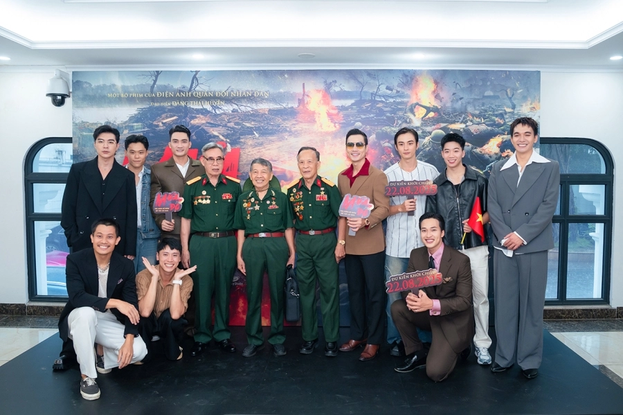 Showcase phim điện ảnh Mưa Đỏ: Nhìn lại hành trình đưa trận chiến 81 ngày đêm tại Thành cổ Quảng trị lên màn ảnh rộng