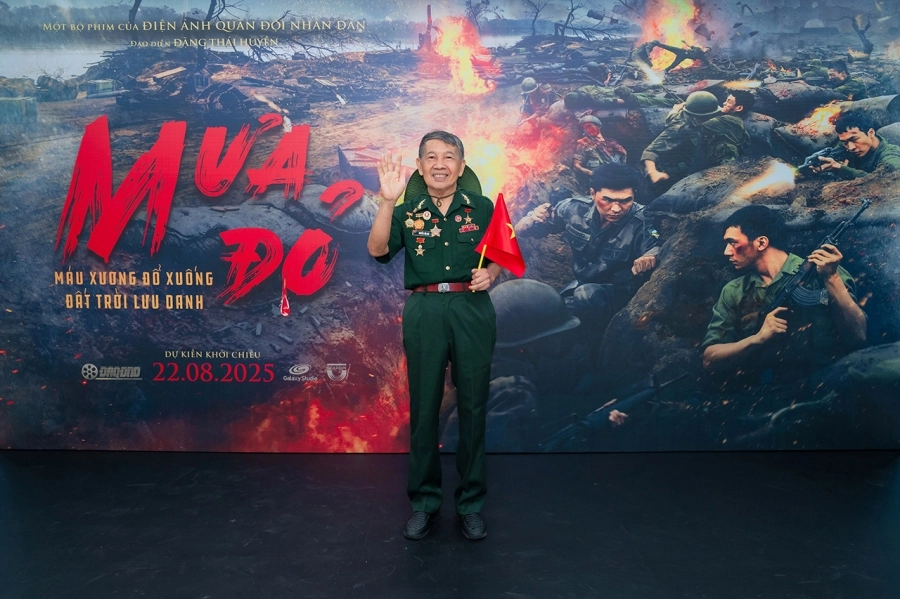 Showcase phim điện ảnh Mưa Đỏ: Nhìn lại hành trình đưa trận chiến 81 ngày đêm tại Thành cổ Quảng trị lên màn ảnh rộng