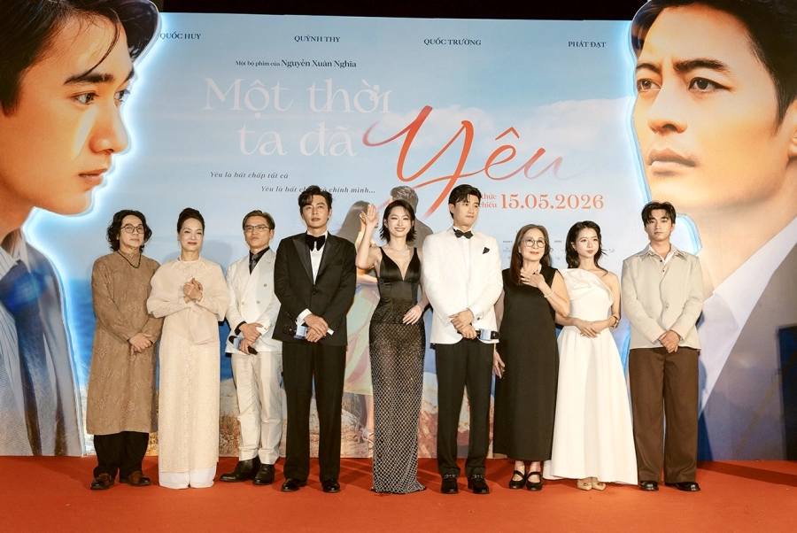 Premiere phim ‘Một Thời Ta Đã Yêu’: Quỳnh Thy xúc động với bộ phim đầu tay – đánh dấu sự trở lại showbiz Việt