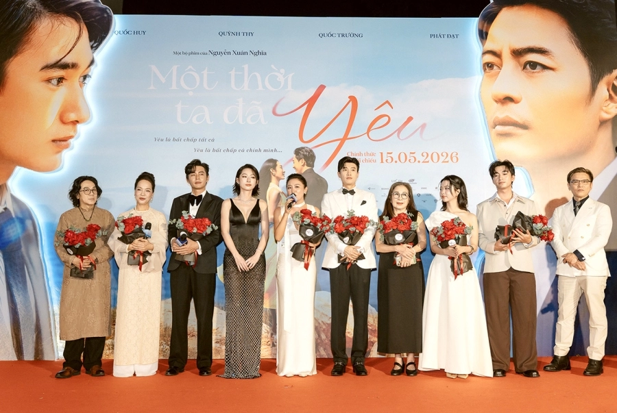 Premiere phim ‘Một Thời Ta Đã Yêu’: Quỳnh Thy xúc động với bộ phim đầu tay – đánh dấu sự trở lại showbiz Việt
