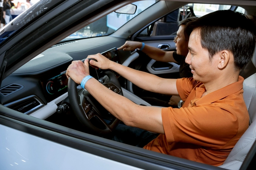 Tăng tốc thị trường miền Tây, BYD ra mắt ô-tô điện Atto 2, khai trương showrom 4s lớn nhất khu vực