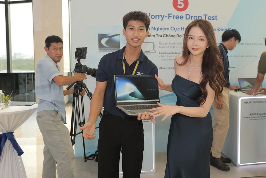 ASUS ra mắt loạt sản phẩm Expert Series mới với hành trình trải nghiệm độ bền của dòng laptop ExpertBook