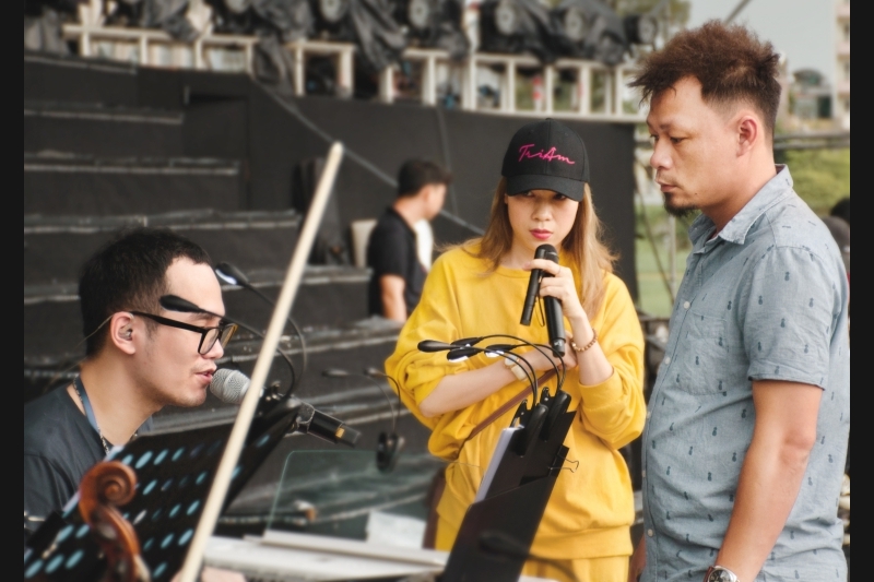 Đạo diễn 'Sky Tour' và 'Tri Âm' bắt tay nhạc sĩ Đức Huy làm concer