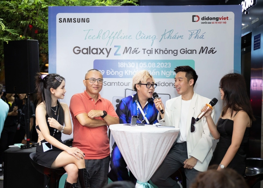 Di Động Việt tổ chức Tech Offline cùng người dùng khám phá Samsung Galaxy Z mới