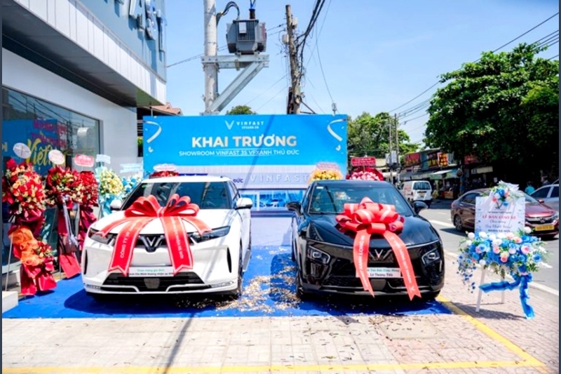 Khai trương showroom Vinfast 3S, VFXanh Thủ trưng bày nhiều dòng ô-tô mới của 