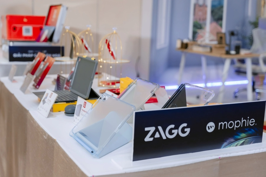 ZAGG/ mophie trình làng hệ sinh thái phụ kiện mới cho thiết bị di động