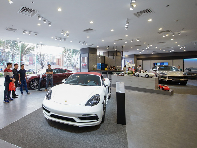 Không gian trưng bày Porsche đến Hà Nội