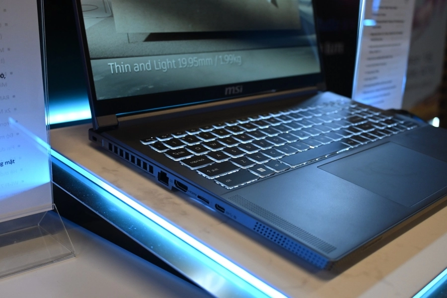 MSI mang thế hệ laptop AI với CPU Intel Core Ultra về Việt Nam