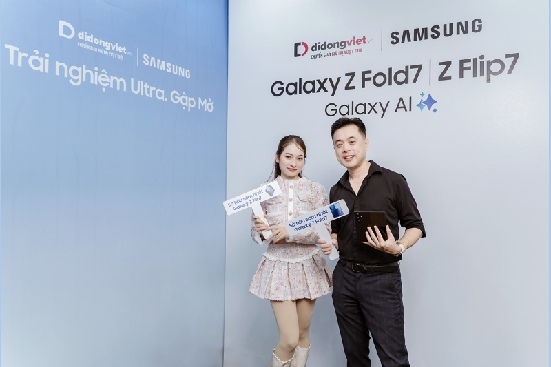 Samsung Galaxy Z Fold7 ghi điểm trong mắt nhạc sĩ Dương Khắc Linh