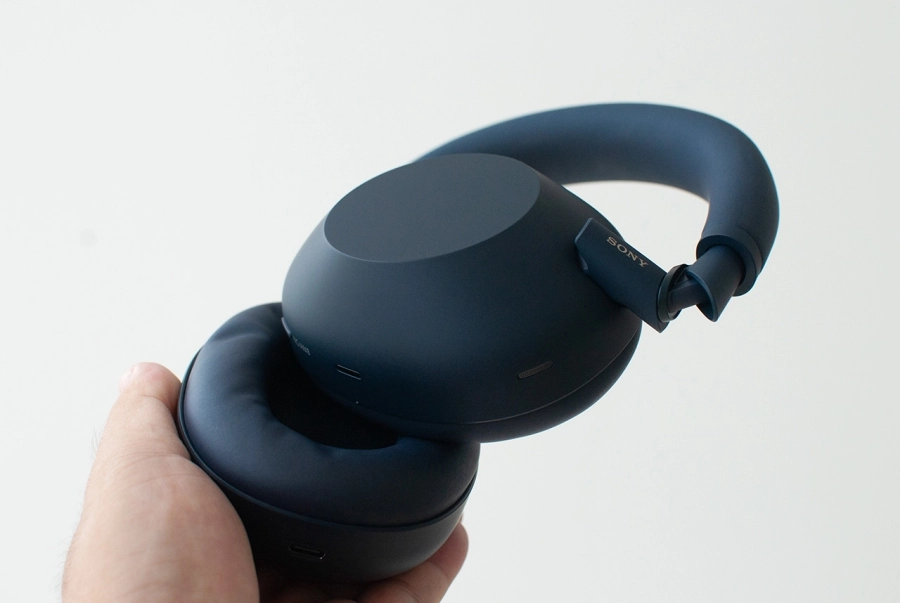 Sony WH-1000XM6: Tinh tế hơn, trải nghiệm đã hơn