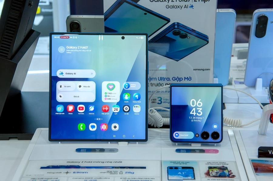 Mở bán sớm Samsung Galaxy Z Fold7/ Z Flip7, Di Động Việt trao hàng trăm máy cùng nhiều ưu đãi đến khách 