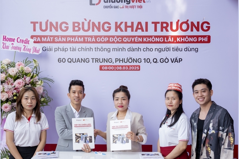 Khai trương trung tâm mua sắm công nghệ, Di Động Việt triển khai gói trả góp độc quyền