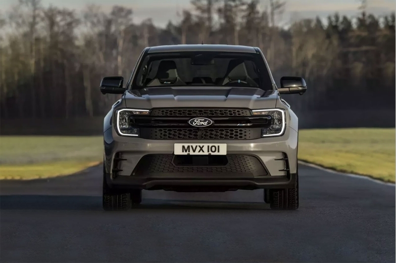 Ford Ranger ra mắt phiên bản mới MS-RT: Thân rộng hơn, hầm hố hơn