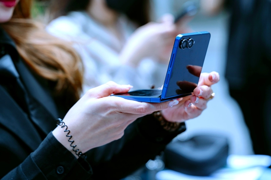 Mở bán sớm Samsung Galaxy Z Fold7/ Z Flip7, Di Động Việt trao hàng trăm máy cùng nhiều ưu đãi đến khách 