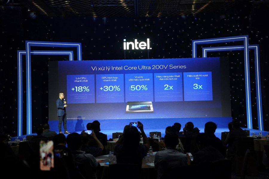 Dòng CPU Intel Core Ultra (Series 2) với nhân AI mạnh mẽ chính thức được bán tại thị trường Việt 