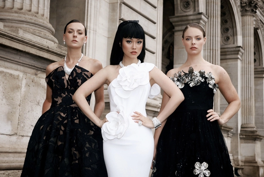 Jessica Minh Anh ‘biến’ Paris thành bản giao hưởng thời trang