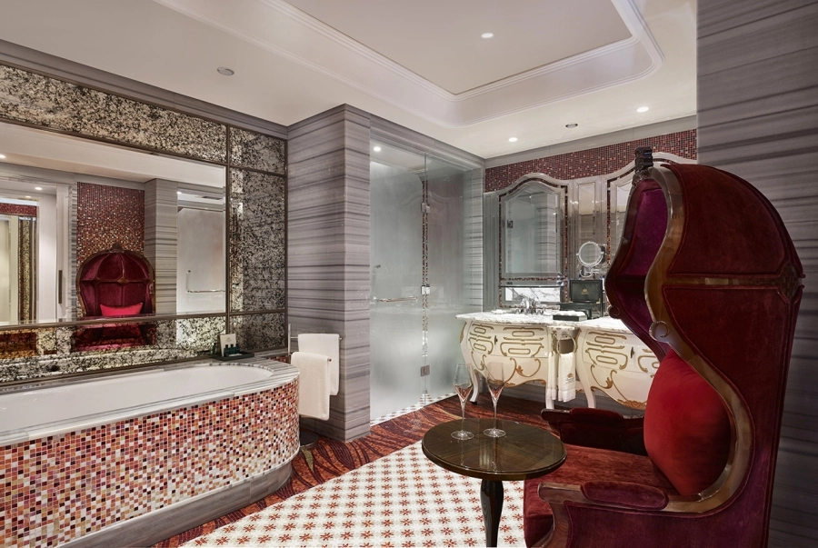 Ngũ Sắc Phúc Lộc: Dấu ấn khai xuân Bính Ngọ tại The Reverie Saigon 