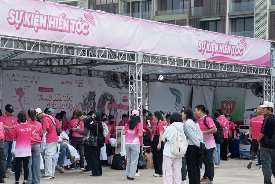 Giải Chạy Hồng 2025: Chung nhịp chạy, nối dài nghị lực sống