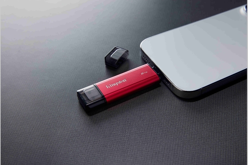 Kingston Dual Portable SSD: Ổ SSD di động đa kết nối