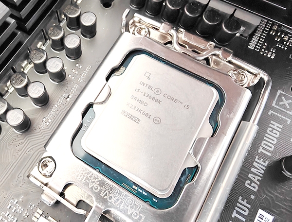 Intel Core i5-13600K: Hiệu suất cải thiện đáng kể, giá mềm hơn