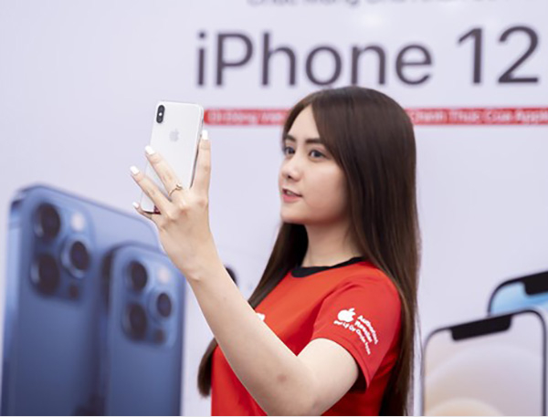 Sắm iPhone chơi Tết