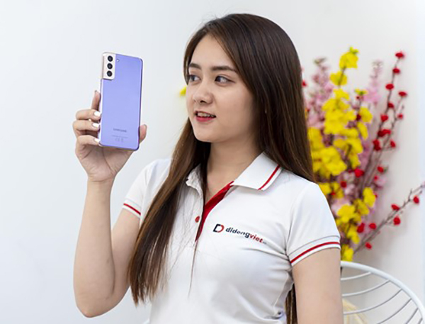 Loạt smartphone Samsung giảm giá sau Tết