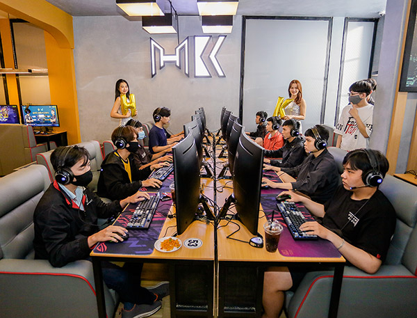 HK Center đi vào hoạt động, game thủ Nha Trang có thêm địa điểm luyện tập chất lượng cao