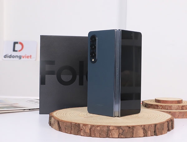 Bộ đôi smartphone màn hình gập Samsung Galaxy Z Fold4 và Z Flip4 giảm đến 10 triệu đồng