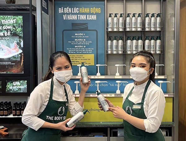 The Body Shop đưa 2 trạm nạp Refill Station đầu tiên vào hoạt động