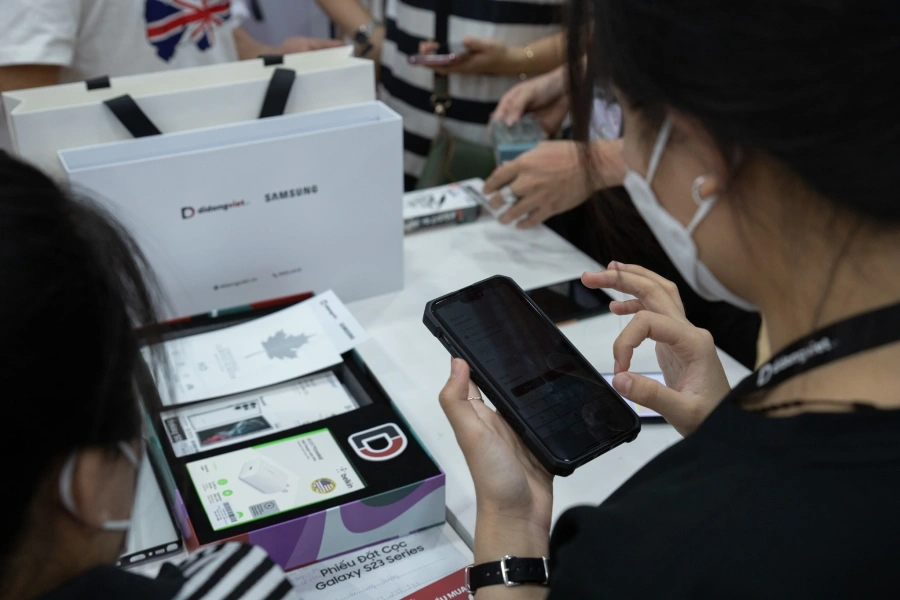 Mở bán Samsung Galaxy S23 series trên toàn hệ thống, Di Động Việt tặng kèm ưu đãi đến 12 triệu đồng
